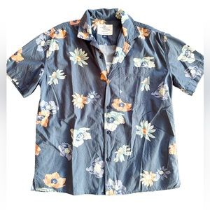 American Eagle Summer I Turned Pretty floral button down
